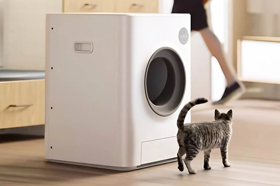 self cleaning litter box for large cats